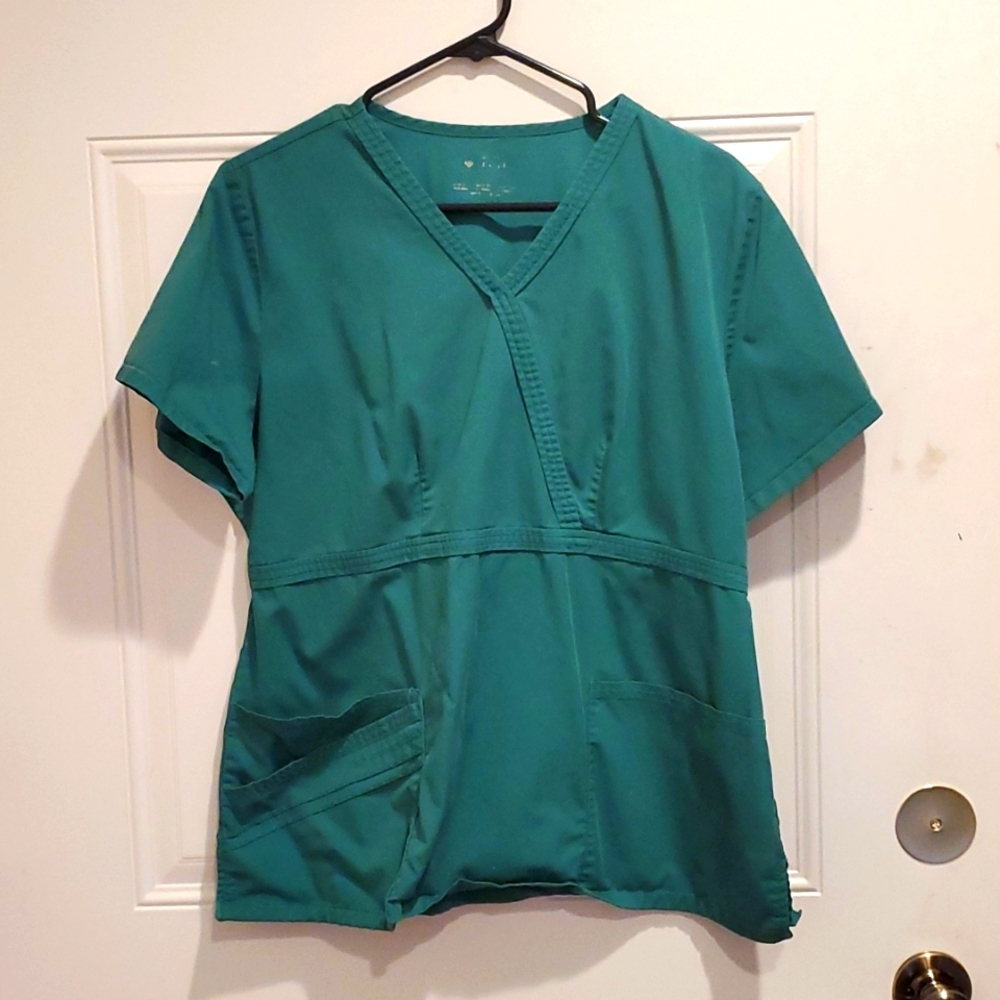 Scrub top